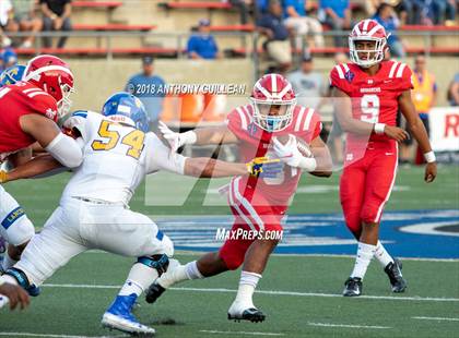 Thumbnail 3 in Mater Dei vs. Bishop Amat photogallery.