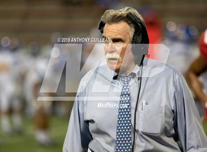 Thumbnail 3 in Mater Dei vs. Bishop Amat photogallery.
