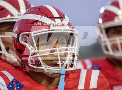 Thumbnail 2 in Mater Dei vs. Bishop Amat photogallery.