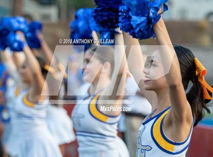 Thumbnail 2 in Mater Dei vs. Bishop Amat photogallery.
