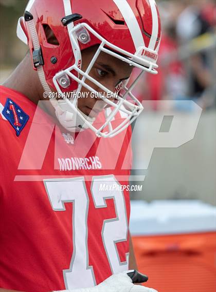 Thumbnail 2 in Mater Dei vs. Bishop Amat photogallery.