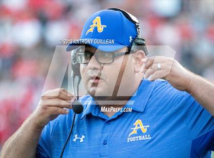 Thumbnail 2 in Mater Dei vs. Bishop Amat photogallery.
