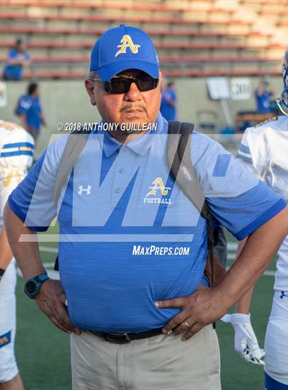 Thumbnail 1 in Mater Dei vs. Bishop Amat photogallery.