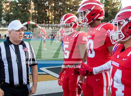 Thumbnail 3 in Mater Dei vs. Bishop Amat photogallery.