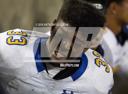 Thumbnail 1 in Mater Dei vs. Bishop Amat photogallery.