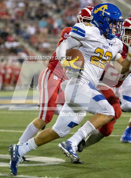 Thumbnail 1 in Mater Dei vs. Bishop Amat photogallery.