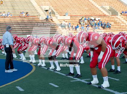 Thumbnail 1 in Mater Dei vs. Bishop Amat photogallery.