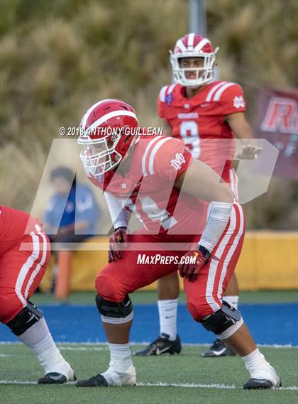 Thumbnail 3 in Mater Dei vs. Bishop Amat photogallery.