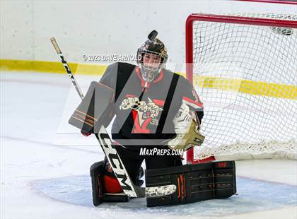 Thumbnail 1 in Vermont Academy vs. Hill School (Exeter Invitational) photogallery.