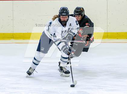 Thumbnail 3 in Vermont Academy vs. Hill School (Exeter Invitational) photogallery.