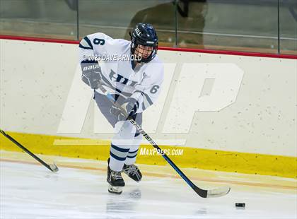 Thumbnail 3 in Vermont Academy vs. Hill School (Exeter Invitational) photogallery.