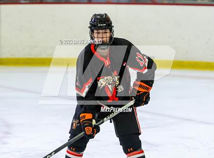 Thumbnail 2 in Vermont Academy vs. Hill School (Exeter Invitational) photogallery.