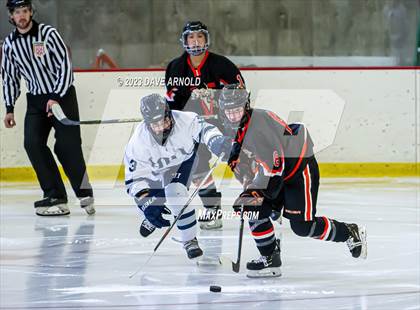 Thumbnail 2 in Vermont Academy vs. Hill School (Exeter Invitational) photogallery.