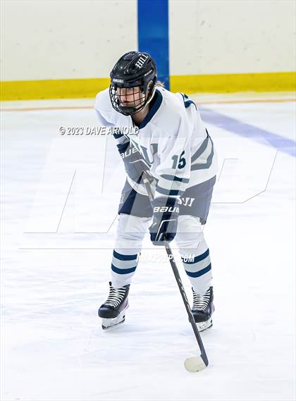 Thumbnail 1 in Vermont Academy vs. Hill School (Exeter Invitational) photogallery.