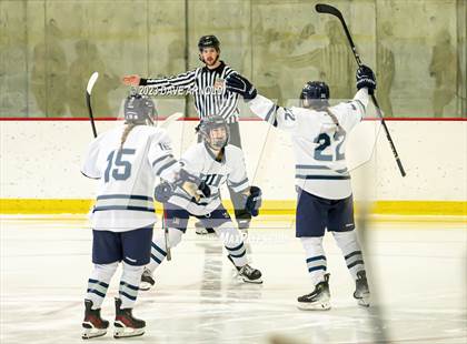 Thumbnail 1 in Vermont Academy vs. Hill School (Exeter Invitational) photogallery.