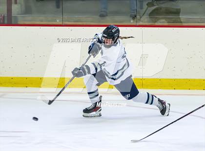 Thumbnail 2 in Vermont Academy vs. Hill School (Exeter Invitational) photogallery.