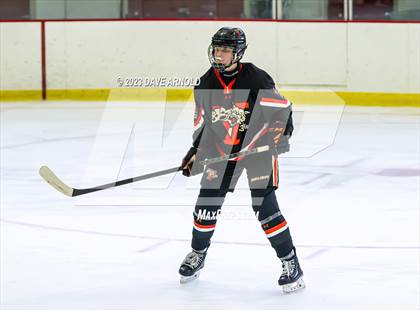Thumbnail 1 in Vermont Academy vs. Hill School (Exeter Invitational) photogallery.