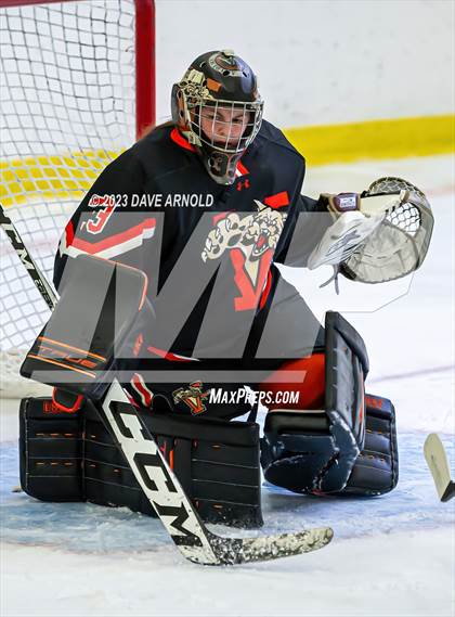 Thumbnail 1 in Vermont Academy vs. Hill School (Exeter Invitational) photogallery.