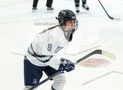Thumbnail 2 in Vermont Academy vs. Hill School (Exeter Invitational) photogallery.