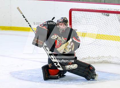 Thumbnail 2 in Vermont Academy vs. Hill School (Exeter Invitational) photogallery.