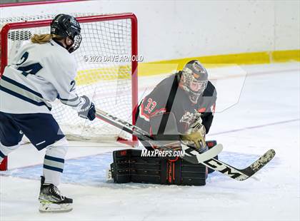 Thumbnail 2 in Vermont Academy vs. Hill School (Exeter Invitational) photogallery.