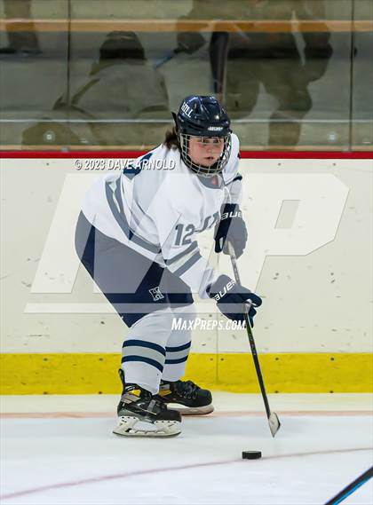 Thumbnail 1 in Vermont Academy vs. Hill School (Exeter Invitational) photogallery.