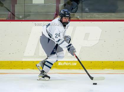 Thumbnail 2 in Vermont Academy vs. Hill School (Exeter Invitational) photogallery.