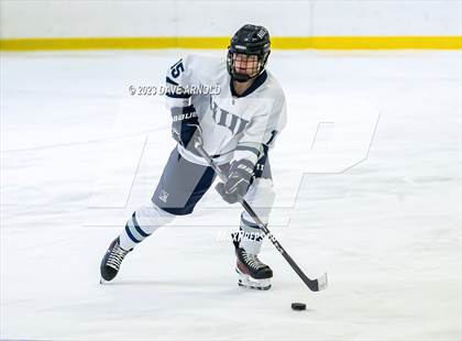 Thumbnail 3 in Vermont Academy vs. Hill School (Exeter Invitational) photogallery.