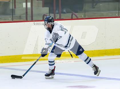 Thumbnail 1 in Vermont Academy vs. Hill School (Exeter Invitational) photogallery.