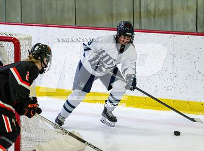 Thumbnail 3 in Vermont Academy vs. Hill School (Exeter Invitational) photogallery.