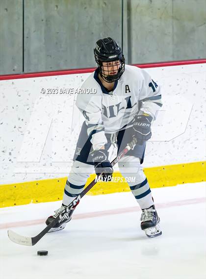 Thumbnail 3 in Vermont Academy vs. Hill School (Exeter Invitational) photogallery.
