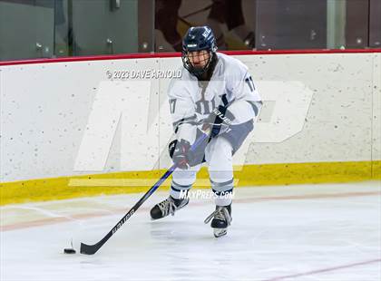 Thumbnail 2 in Vermont Academy vs. Hill School (Exeter Invitational) photogallery.