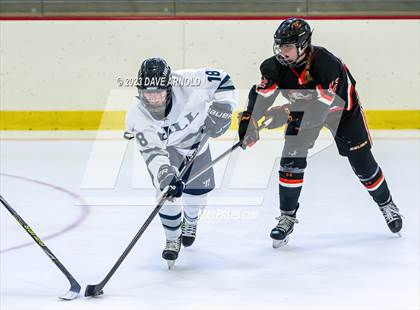 Thumbnail 2 in Vermont Academy vs. Hill School (Exeter Invitational) photogallery.