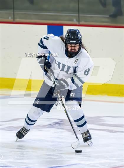 Thumbnail 1 in Vermont Academy vs. Hill School (Exeter Invitational) photogallery.
