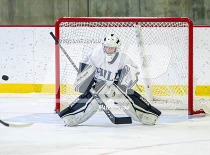 Thumbnail 2 in Vermont Academy vs. Hill School (Exeter Invitational) photogallery.