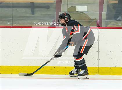 Thumbnail 1 in Vermont Academy vs. Hill School (Exeter Invitational) photogallery.