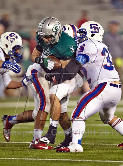 Thumbnail 3 in St. Ignatius vs. Granite Bay (CIF NorCal Regional D1 Final) photogallery.