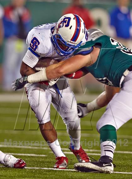 Thumbnail 3 in St. Ignatius vs. Granite Bay (CIF NorCal Regional D1 Final) photogallery.