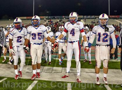 Thumbnail 3 in St. Ignatius vs. Granite Bay (CIF NorCal Regional D1 Final) photogallery.