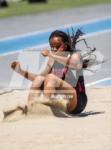 Thumbnail 3 in CIF Southern Section Division 1 Prelims photogallery.