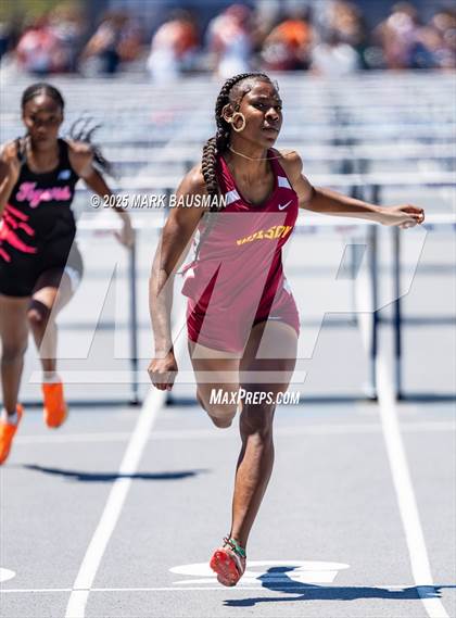 Thumbnail 3 in CIF Southern Section Division 1 Prelims photogallery.