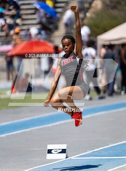 Thumbnail 1 in CIF Southern Section Division 1 Prelims photogallery.