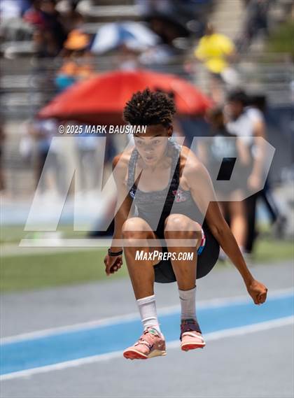 Thumbnail 3 in CIF Southern Section Division 1 Prelims photogallery.