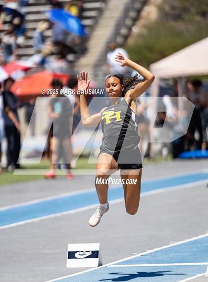 Thumbnail 3 in CIF Southern Section Division 1 Prelims photogallery.