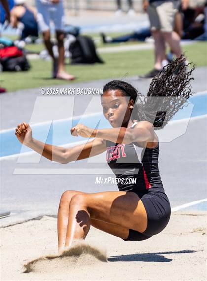 Thumbnail 3 in CIF Southern Section Division 1 Prelims photogallery.