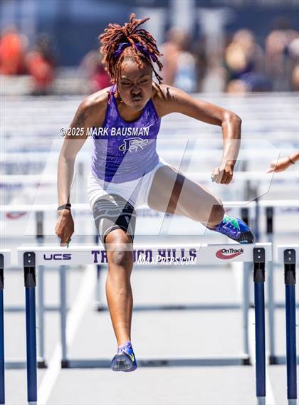 Thumbnail 3 in CIF Southern Section Division 1 Prelims photogallery.