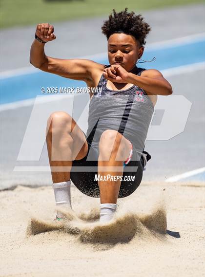Thumbnail 2 in CIF Southern Section Division 1 Prelims photogallery.