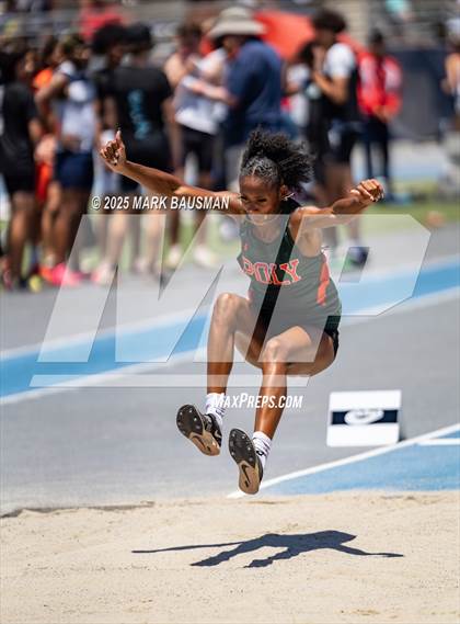 Thumbnail 2 in CIF Southern Section Division 1 Prelims photogallery.