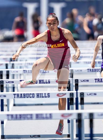 Thumbnail 3 in CIF Southern Section Division 1 Prelims photogallery.