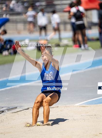 Thumbnail 1 in CIF Southern Section Division 1 Prelims photogallery.